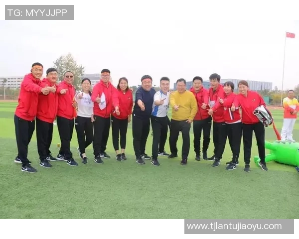 重庆乒乓球队在全国团队协作排行榜中荣登第八名展现出色实力与团队精神 重庆乒乓球队在全国团队协作排行榜中荣登第八名展现出色实力与团队精神