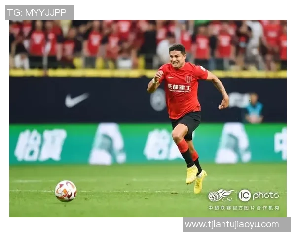 成都足球队崛起之路探寻他们背后的拼搏与梦想 成都足球队崛起之路探寻他们背后的拼搏与梦想