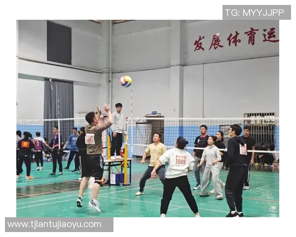 武汉排球队在联赛中的比赛经验与表现分析及其未来发展潜力探讨 武汉排球队在联赛中的比赛经验与表现分析及其未来发展潜力探讨