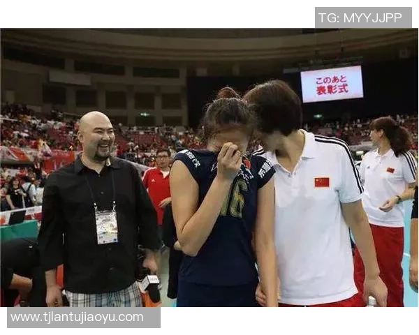 杭州排球队与上海排球队赛后战术分析与复盘探讨