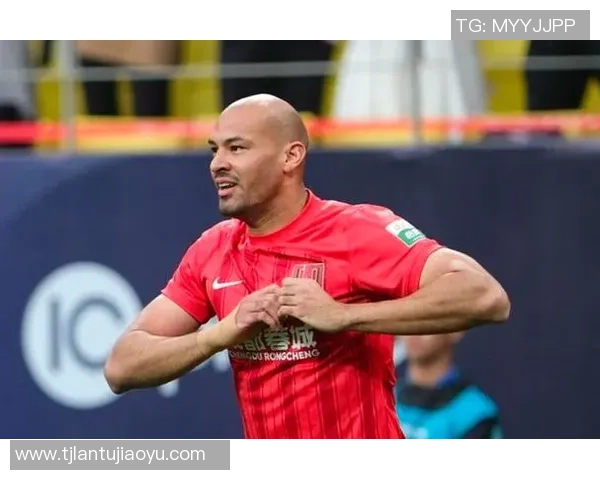 家中装饰足球明星挂画让家居焕发运动活力与激情 家中装饰足球明星挂画让家居焕发运动活力与激情